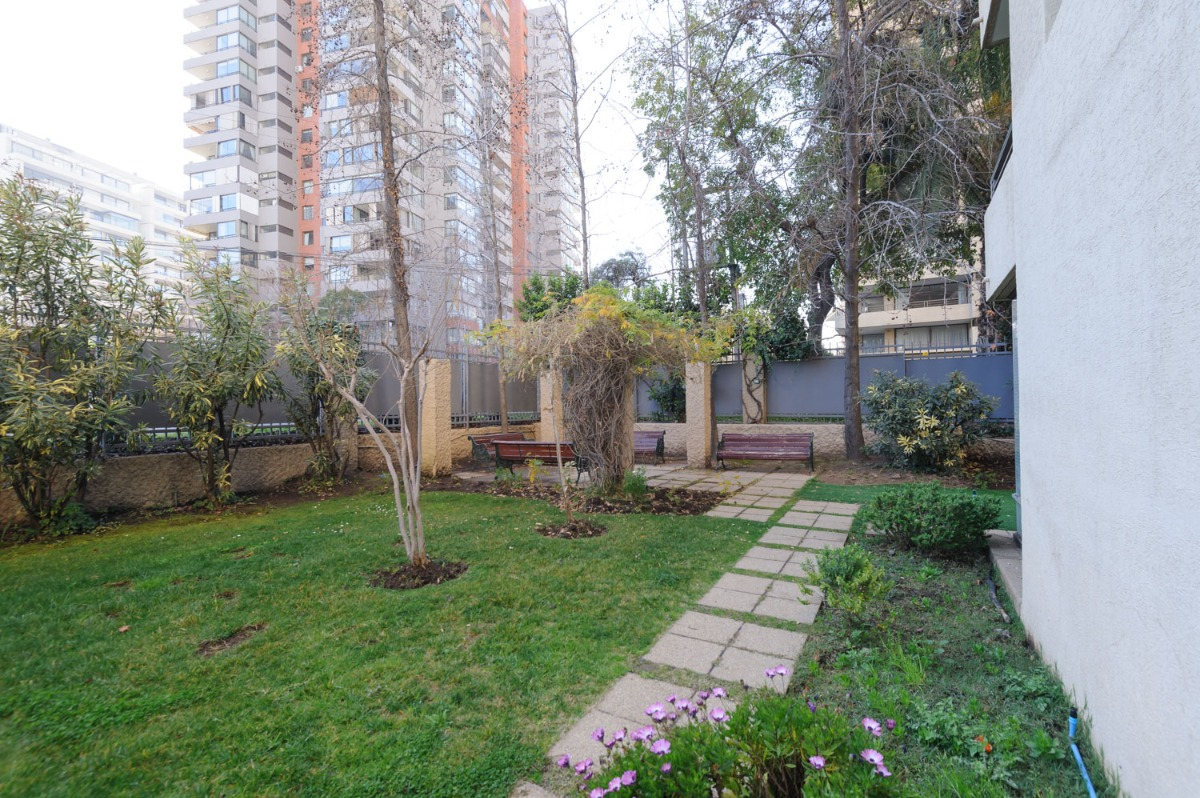 Venta Departamento SO 3D en suite Walk-in cl&oacute;set 2B 1E 1B Vaticano - Las Condes