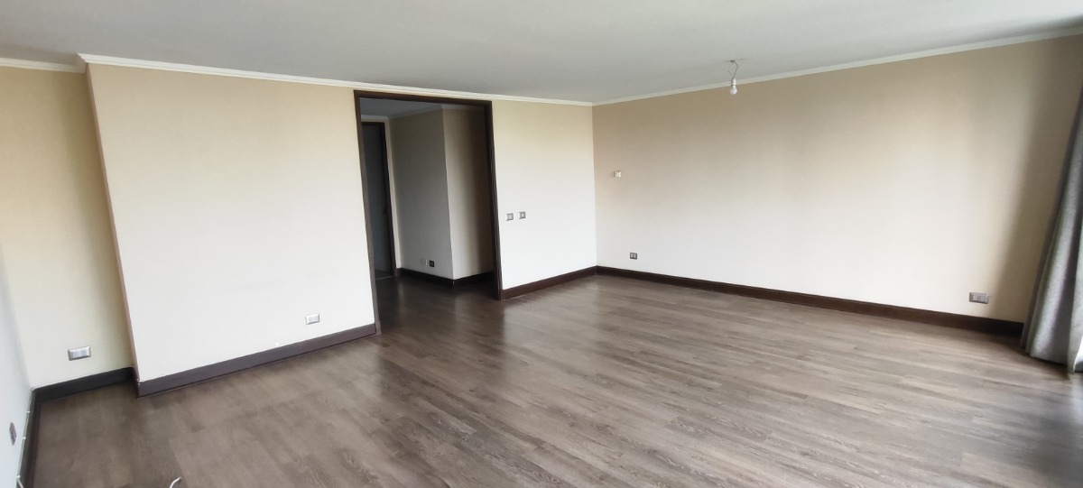Venta Departamento NP 4D en suite Walk-in cl&oacute;set 4B 2E 1B San Carlos de Apoquindo - Las Condes