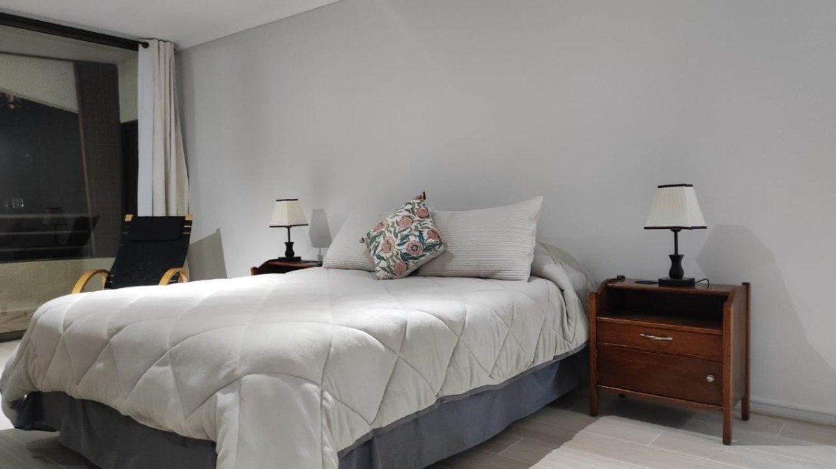 Arriendo Departamento NP 2D en suite Walk-in cl&oacute;set 2B 1E 1B Barrio El Golf - Las Condes