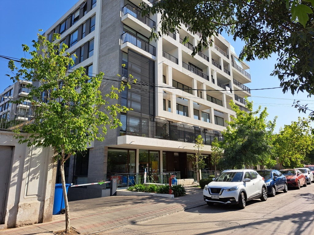 Venta Oficina NO 1B 1E 1B Plaza Italia - Providencia