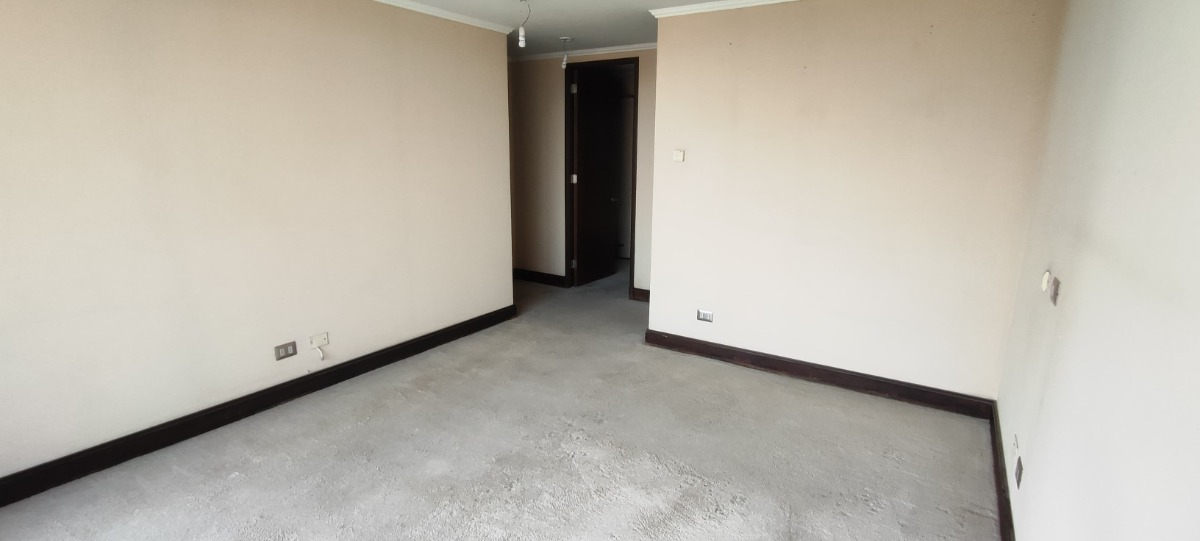 Venta Departamento NP 4D en suite Walk-in cl&oacute;set 4B 2E 1B San Carlos de Apoquindo - Las Condes