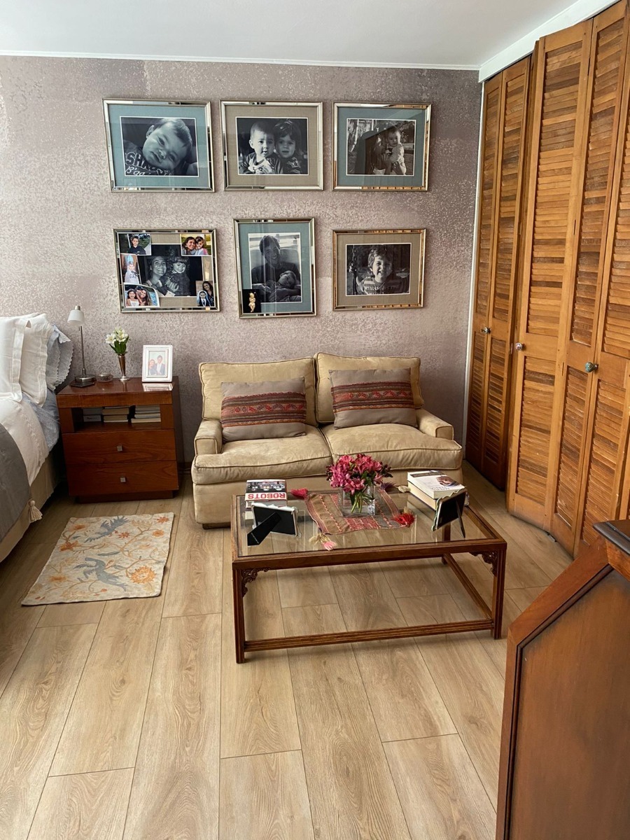 Venta Casa NO 4D en suite 4B 2E 1B La Dehesa - Lo Barnechea