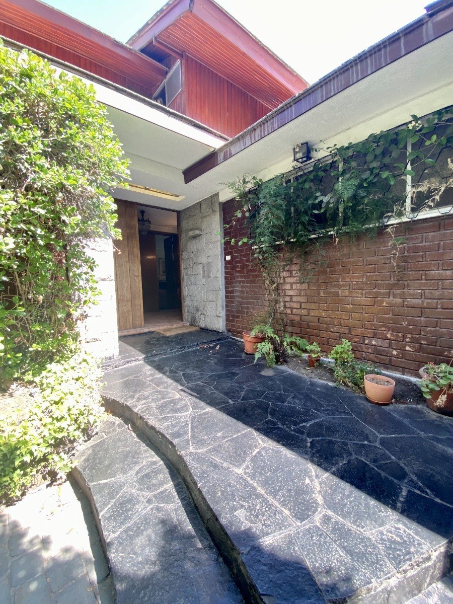 Venta Casa NOSP 5D 3B 4E 1B Parque Bicentenario - Vitacura