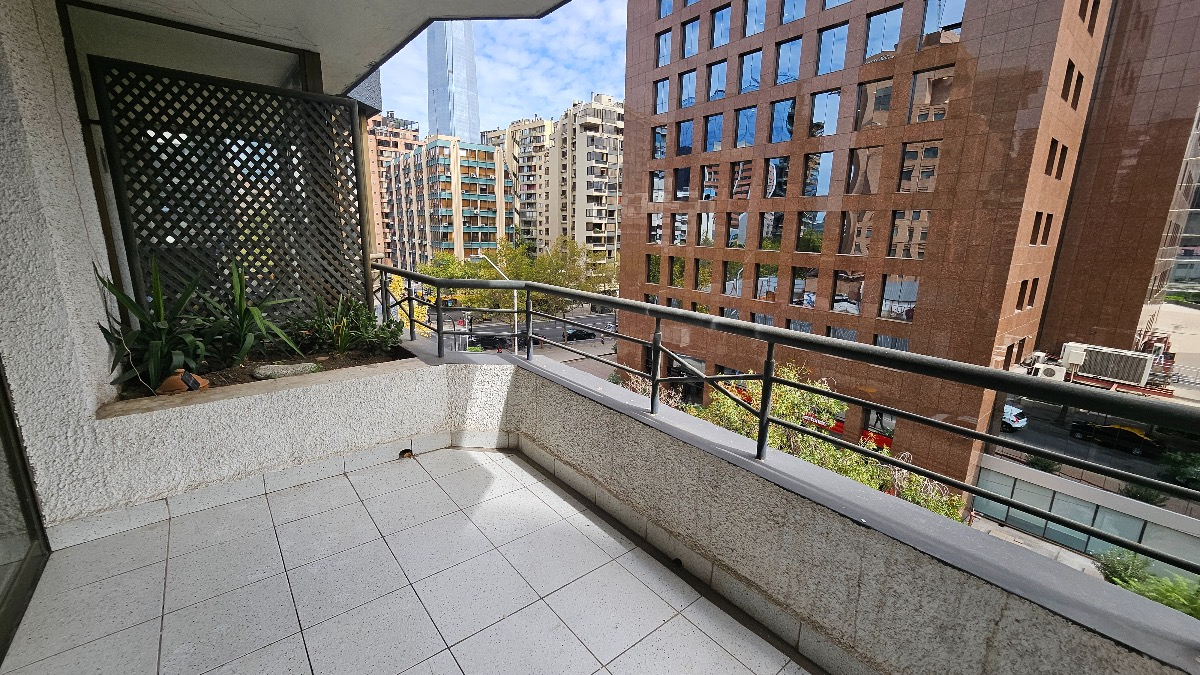 Venta Departamento NP 2D en suite 2B 1E 1B Centro Financiero - Las Condes