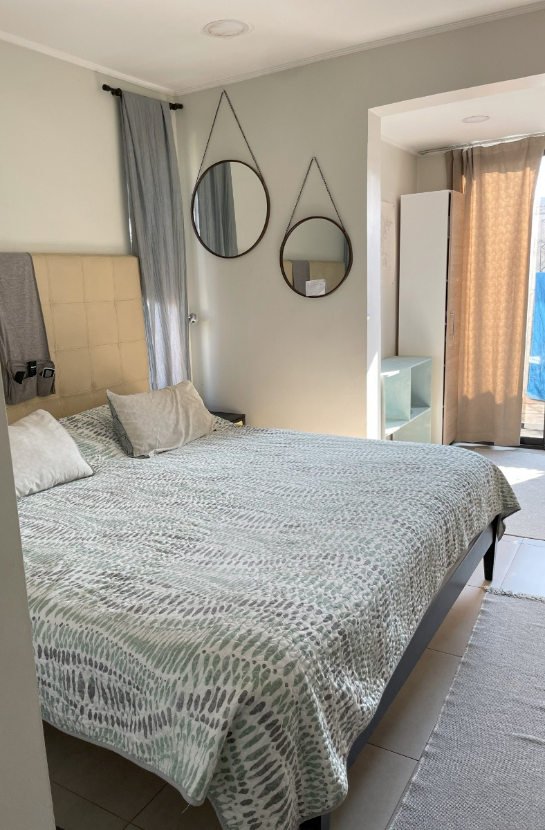 Arriendo Casa SP 4D en suite Walk-in cl&oacute;set 3B 2E 1B Rotonda Atenas - Las Condes