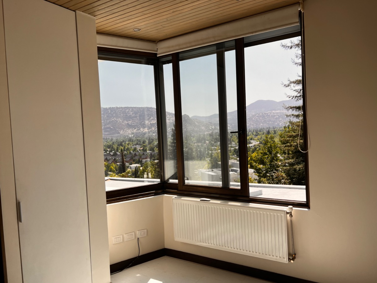 Venta Casa NO 4D 6B 3E 2B La Dehesa - Lo Barnechea