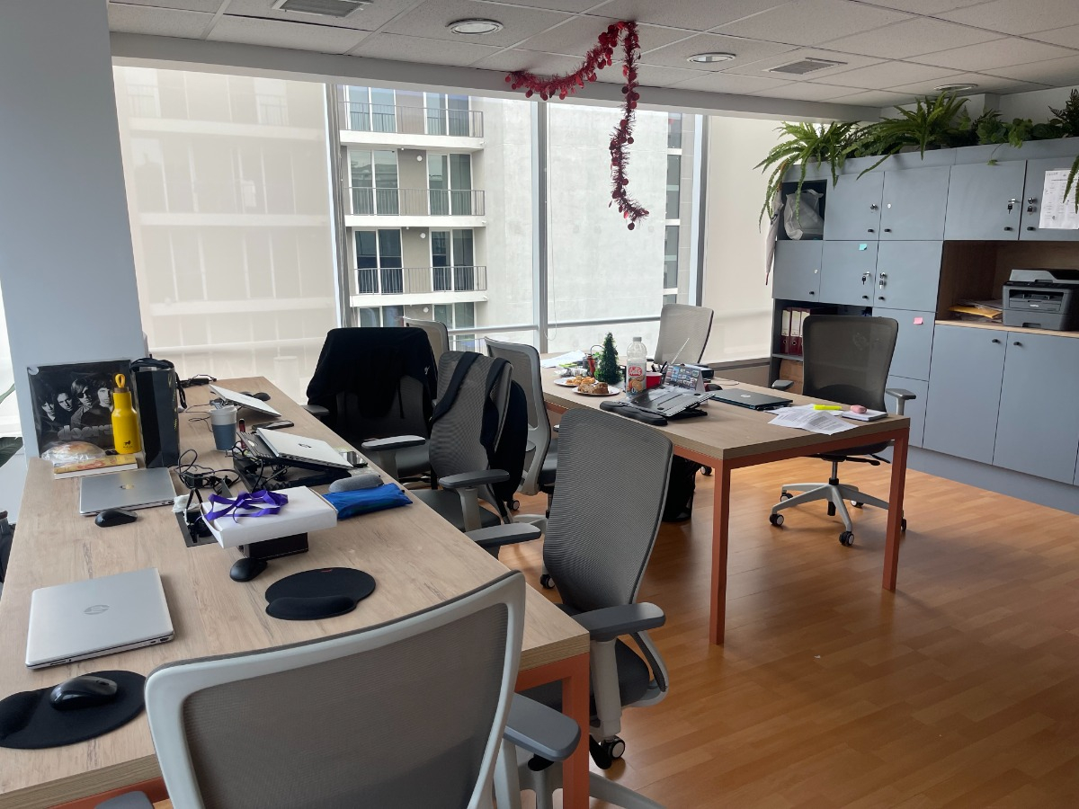 Arriendo Oficina NO 2B 1E Pedro de Valdivia - Providencia