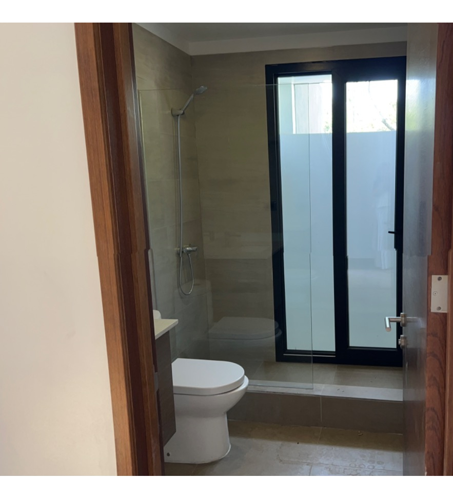 Arriendo Casa NO 4D en suite Walk-in cl&oacute;set 4B 3E La Dehesa - Lo Barnechea