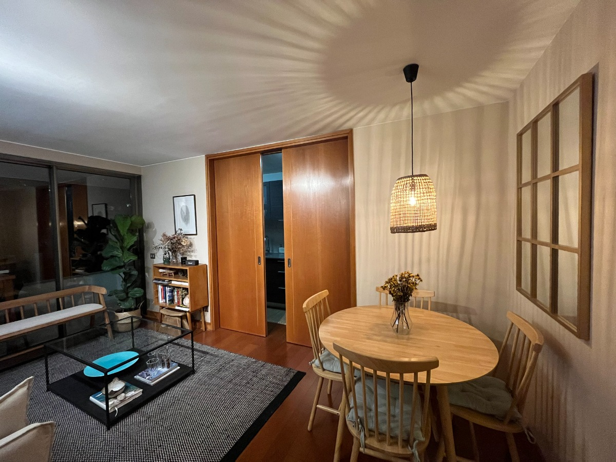 Arriendo Departamento SO 2D en suite Walk-in cl&oacute;set 2B 1E 1B Barrio El Golf - Las Condes