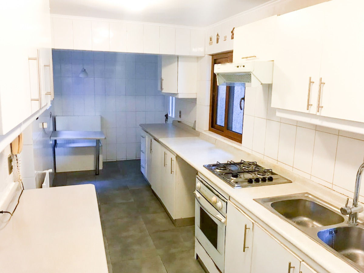 Arriendo Casa N 4D en suite Walk-in cl&oacute;set 5B 3E 1B La Dehesa - Lo Barnechea