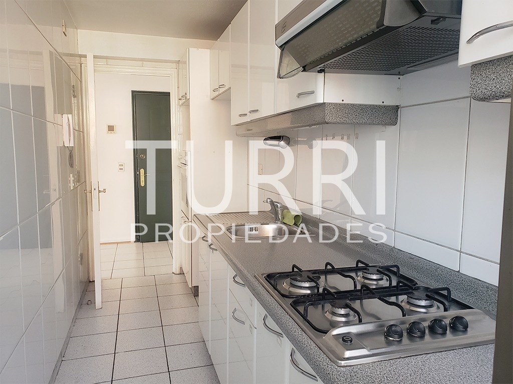 Arriendo Departamento S 2D en suite 2B 1E 1B Metro Escuela Militar - Las Condes