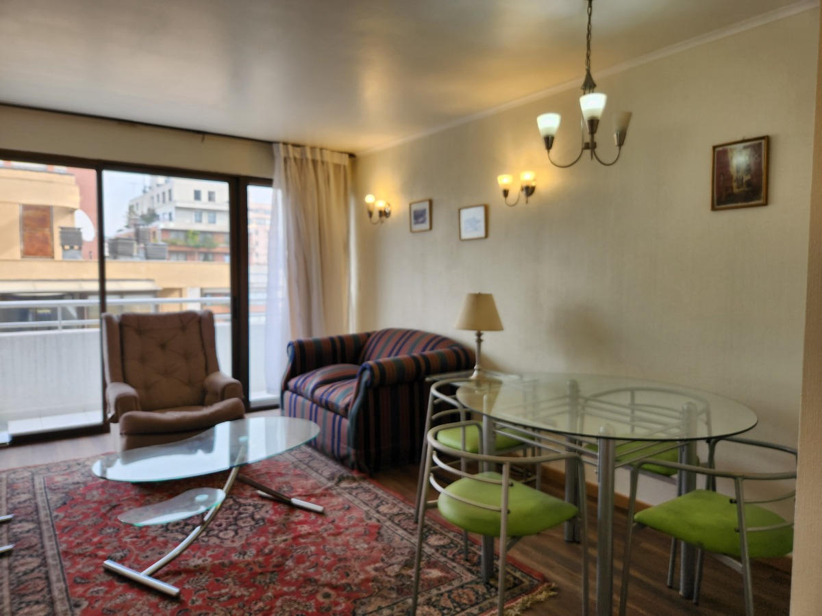 Arriendo Departamento P 2D en suite 2B 1E 1B Metro Escuela Militar - Las Condes