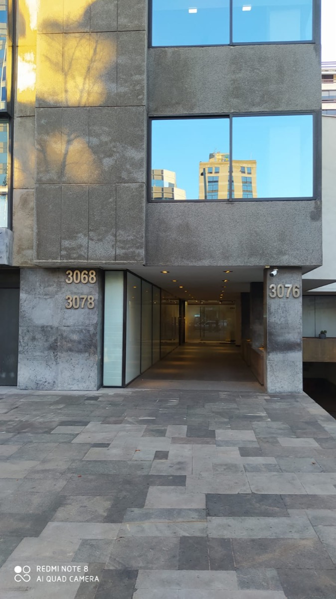 Arriendo Oficina 2B 3E 1B Barrio El Golf - Las Condes