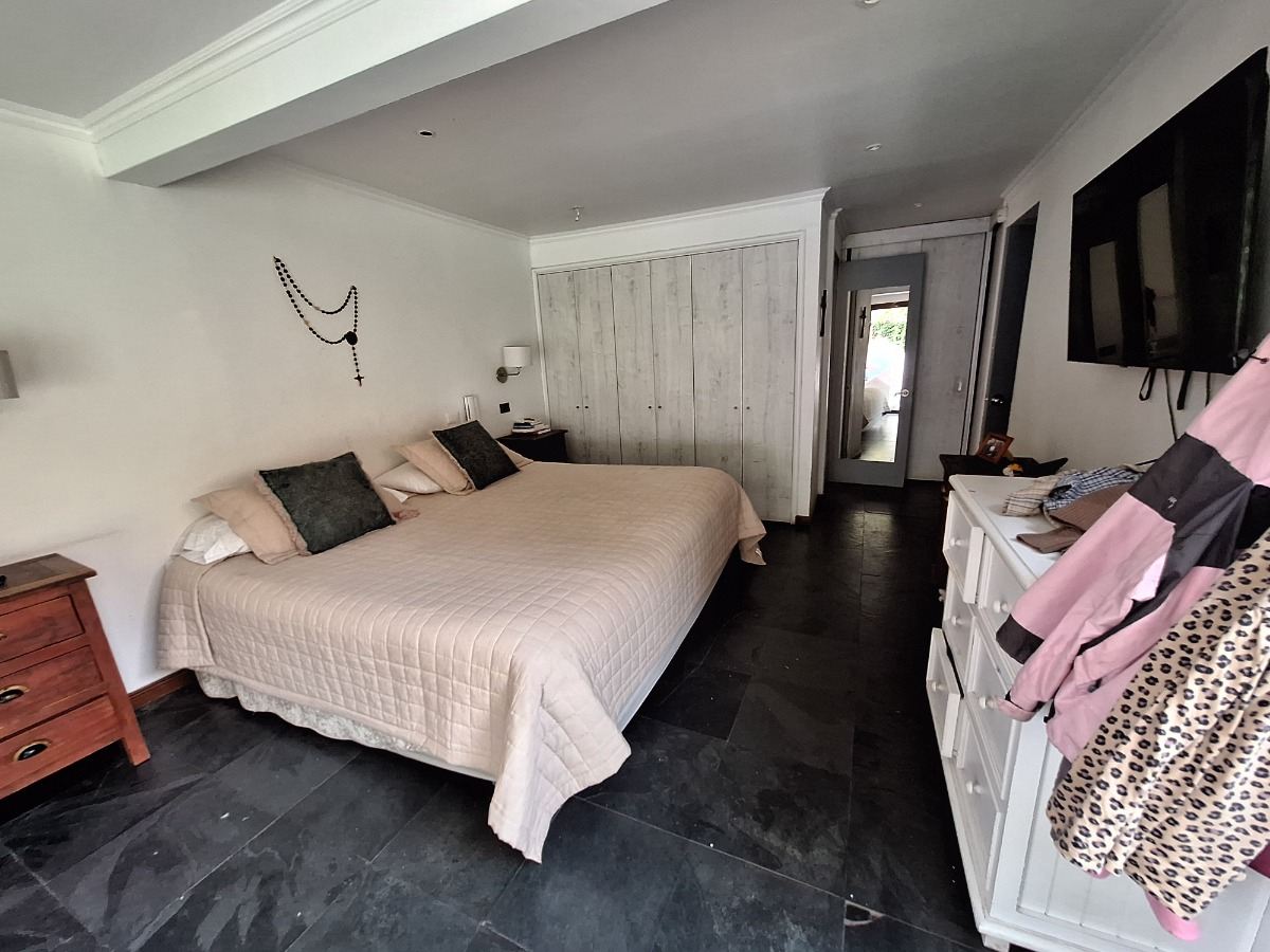 Venta Casa NOSP 3D en suite Walk-in cl&oacute;set 3B 1E La Dehesa - Lo Barnechea