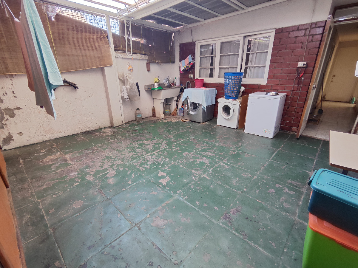 Venta Casa N 5D 2B 3E 1B Vaticano - Las Condes