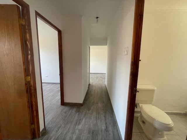 Venta Casa NO 3D 2B 2E Rotonda Atenas - Las Condes