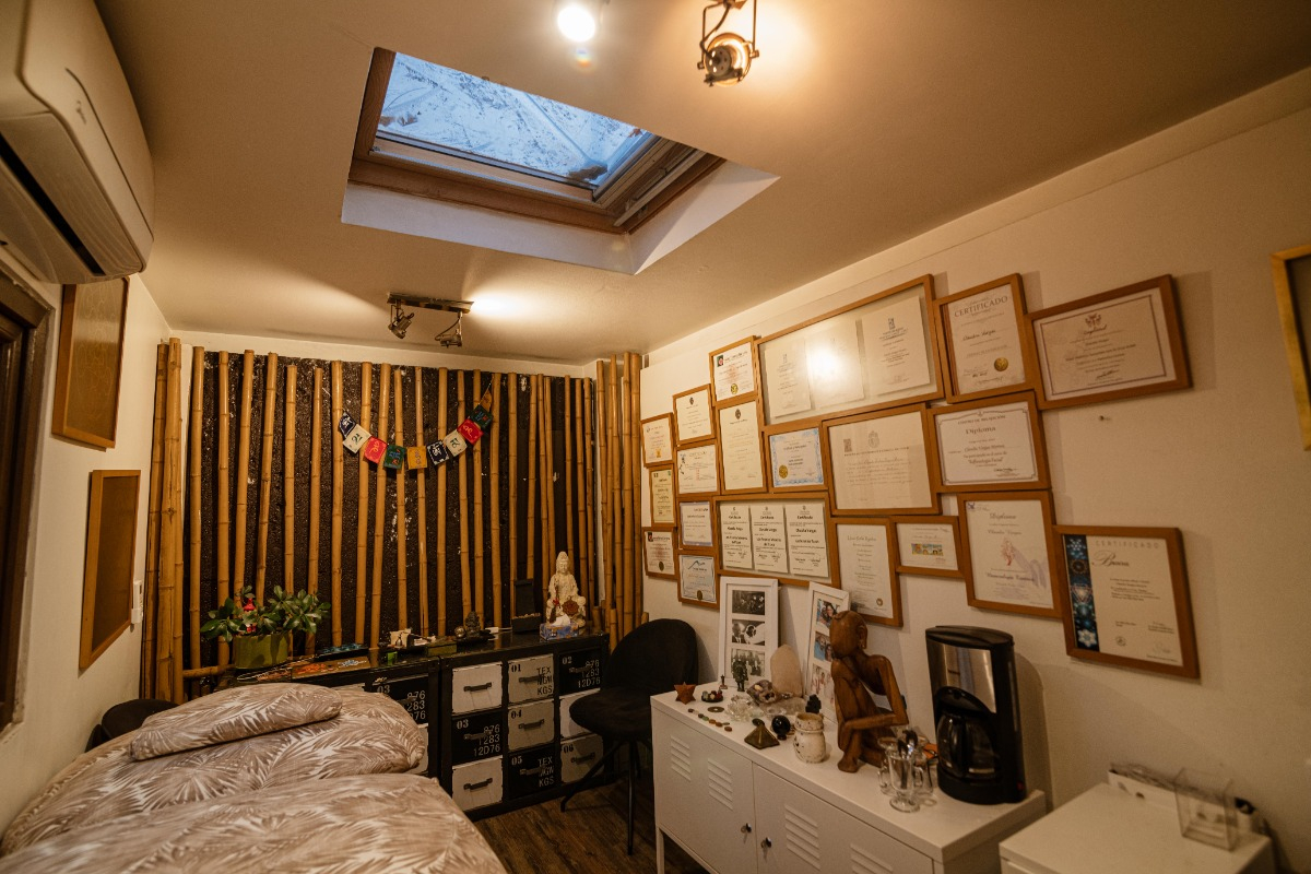 Venta Casa NO 5D en suite Walk-in cl&oacute;set 5B 3E 4B Borde R&iacute;o - Casa Piedra - Vitacura