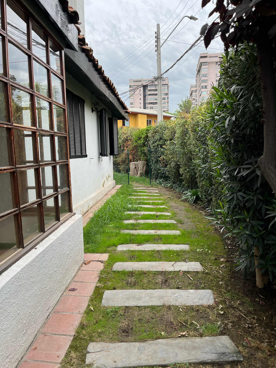 Arriendo Casa 4D 4B 2E 2B Juan XXIII - Vitacura