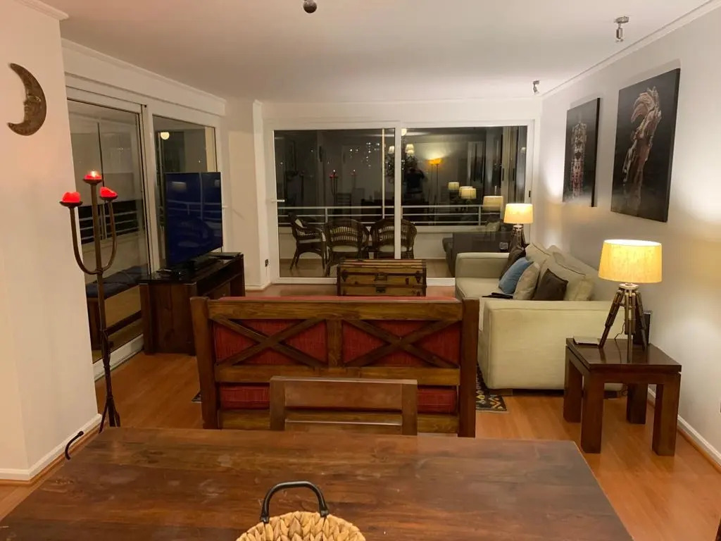 Arriendo Departamento 4D Metro Escuela Militar - Las Condes