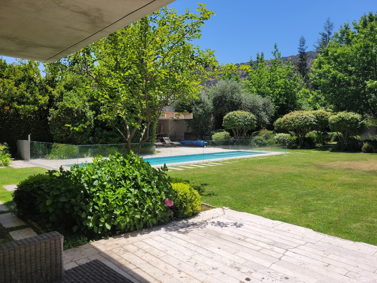 Venta Casa NOSP 6D en suite Walk-in cl&oacute;set 8B 4E 1B Los Trapenses - Lo Barnechea