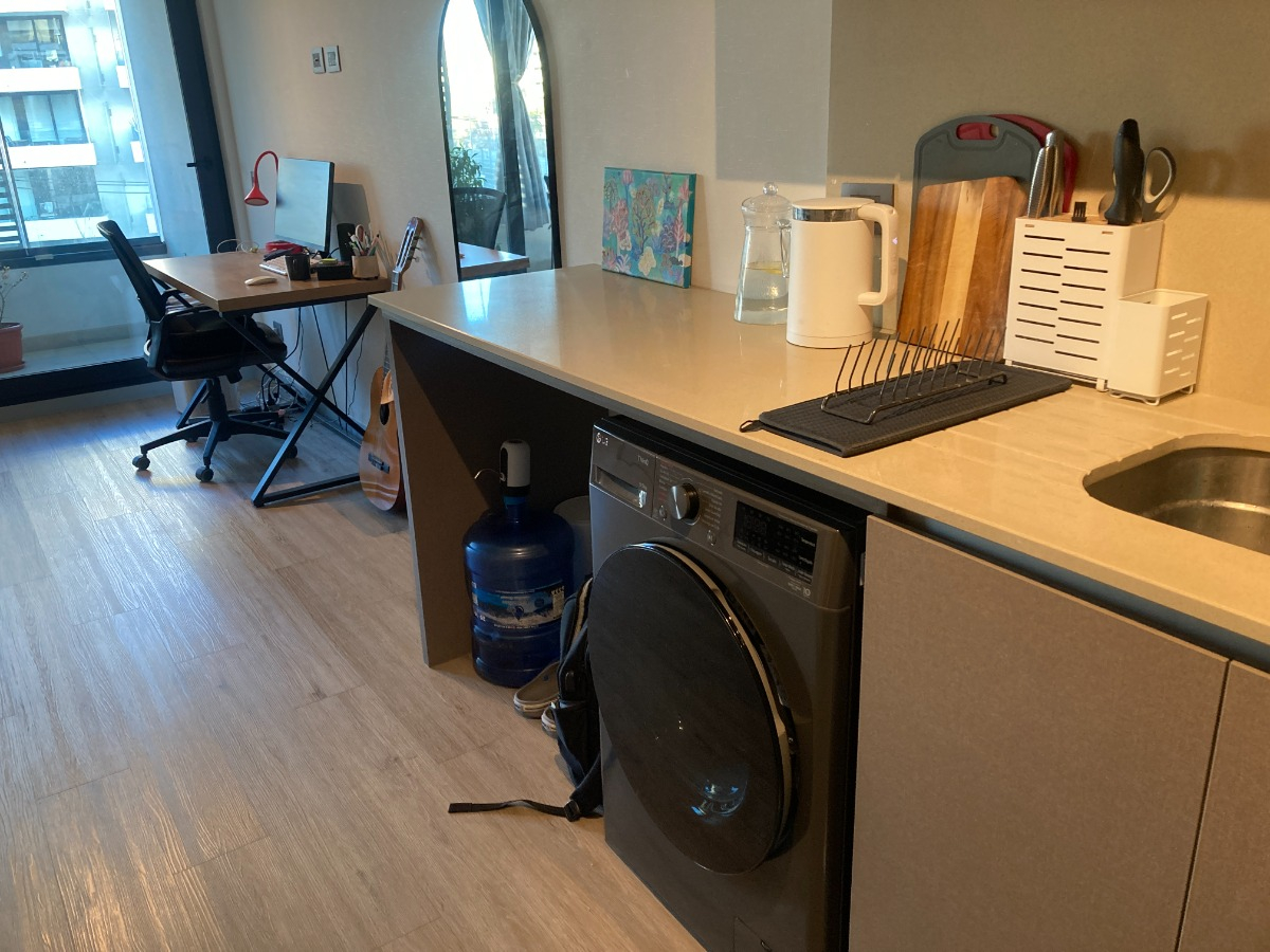 Arriendo Departamento P 1B 1E Metro Hernando de Magallanes - Las Condes