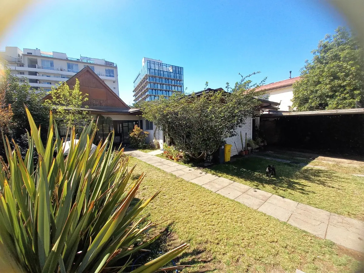 Arriendo Casa 4D Los Dominicos - Las Condes