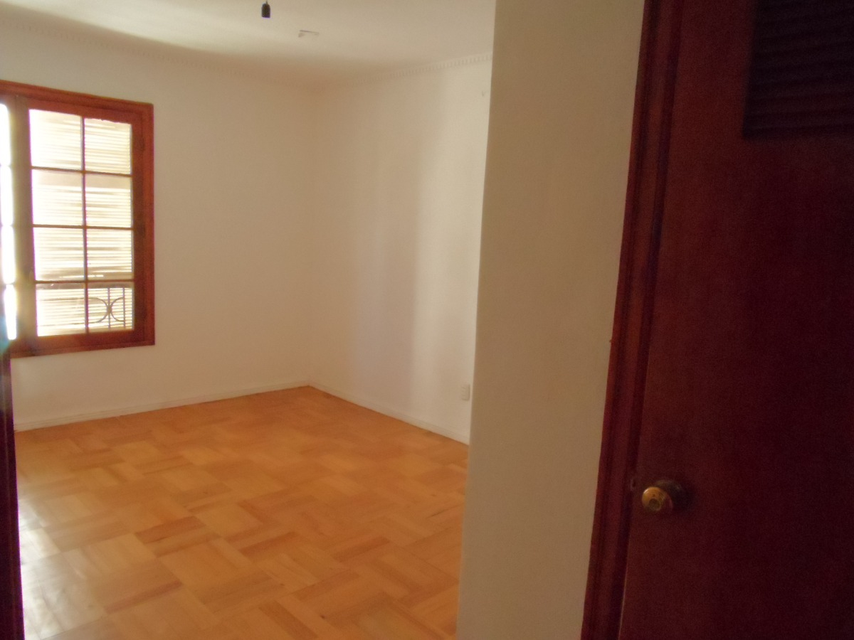 Venta Casa SP 3D 2B 3E Metro &Ntilde;u&ntilde;oa - &Ntilde;u&ntilde;oa