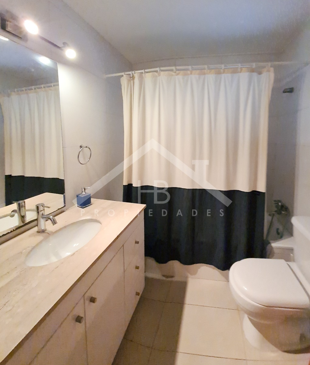 Venta Casa N 5D en suite Walk-in cl&oacute;set 4B 3E 1B La Dehesa - Lo Barnechea