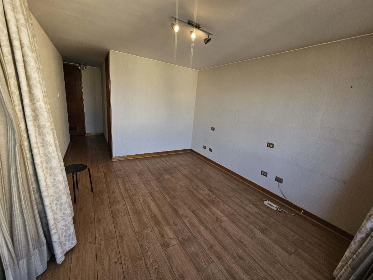 Arriendo Departamento SO 3D en suite Walk-in cl&oacute;set 3B 2E 1B Las Lilas - Providencia