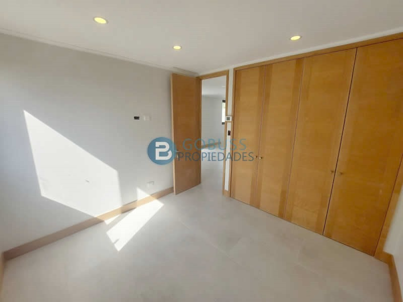 Venta Casa SO 4D en suite Walk-in cl&oacute;set 5B 2E Juan XXIII - Vitacura