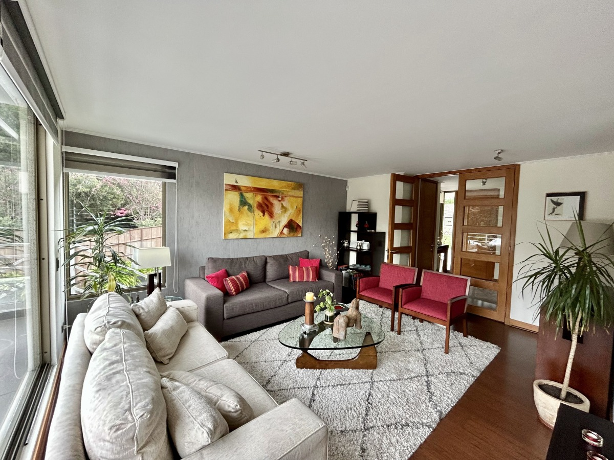 Venta Casa S 3D en suite Walk-in cl&oacute;set 3B 3E 1B Los Trapenses - Lo Barnechea