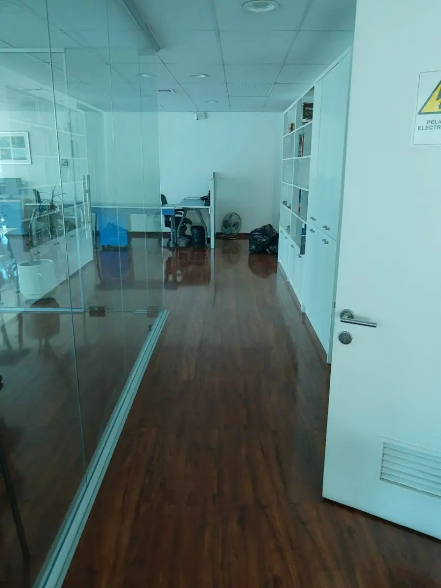 Arriendo Oficina NO 3B 3E 1B Pedro de Valdivia - Providencia