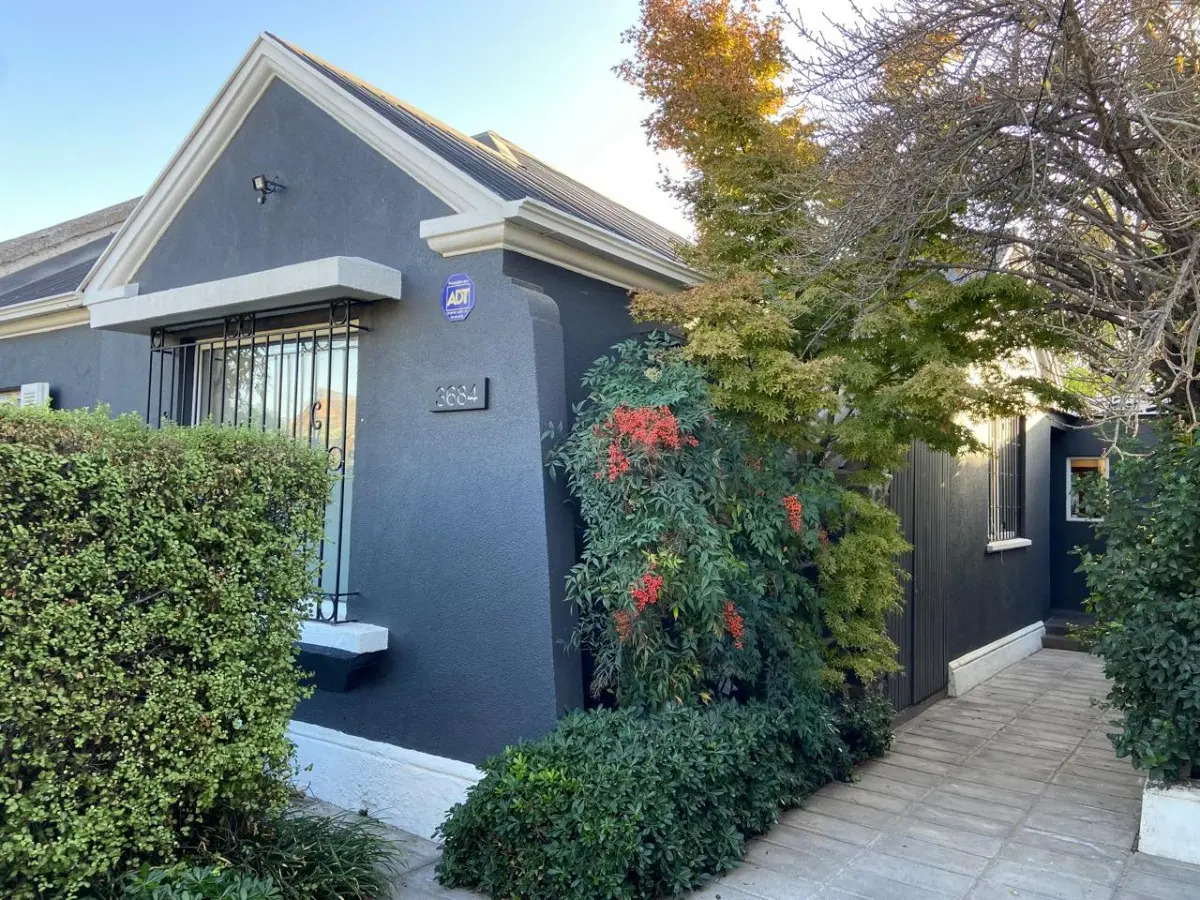 Venta Casa NO 4D en suite 3B 1E 1Bd Campus Oriente - Providencia