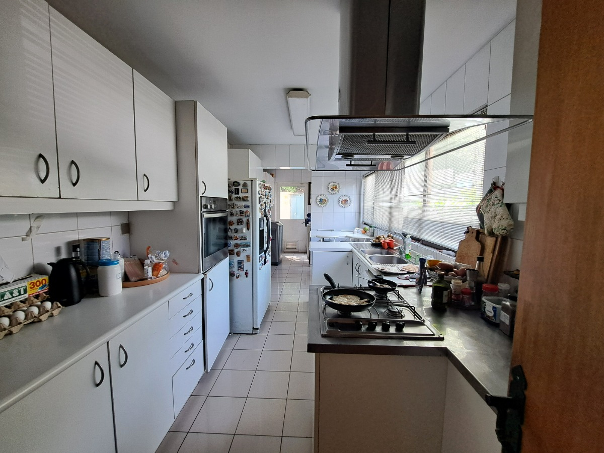 Venta Casa NO 4D en suite 4B 3E 1B El Huinganal - Lo Barnechea