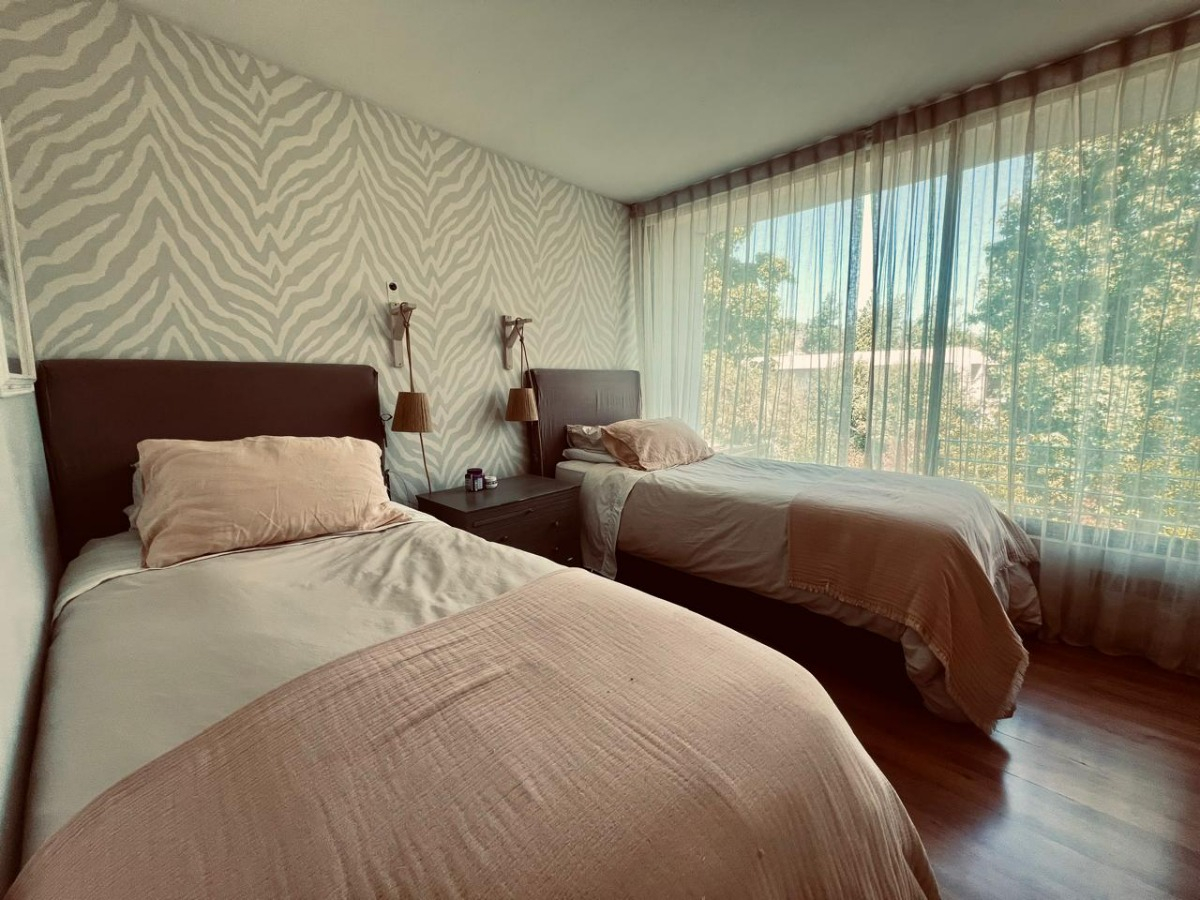 Venta Casa P 5D en suite Walk-in cl&oacute;set 5B 2E 1B Los Trapenses - Lo Barnechea