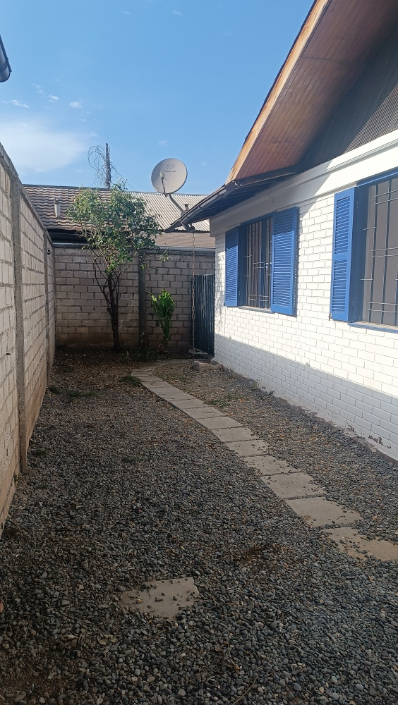 Arriendo Casa 3D 1B 3E Metro Sim&oacute;n Bolivar - La Reina