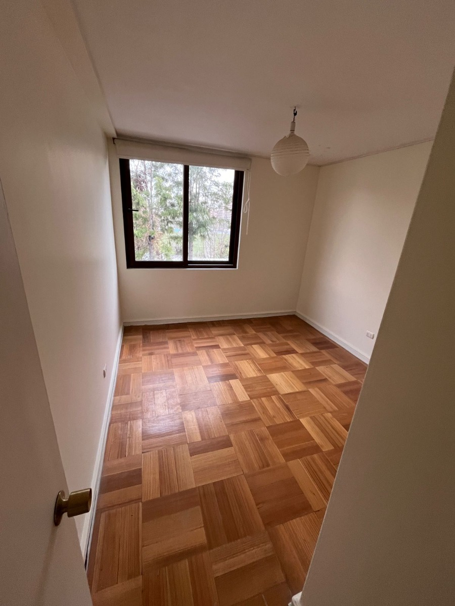 Arriendo Departamento N 4D 3B 1E 1B Barrio El Golf - Las Condes