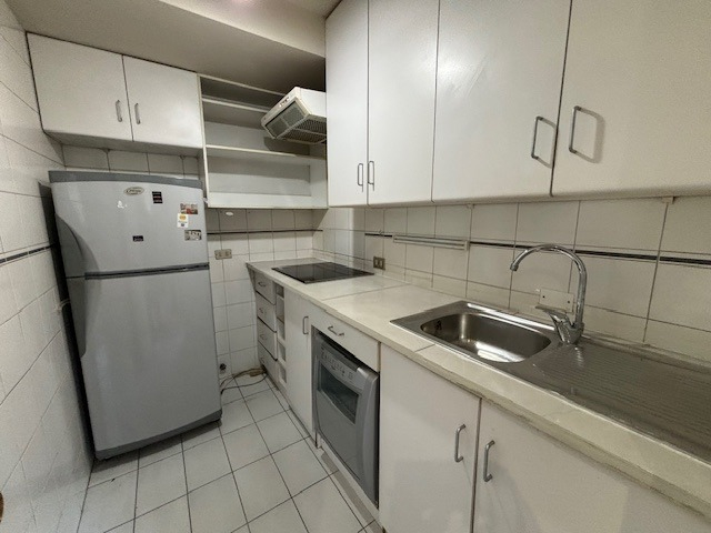 Arriendo Departamento NO 2D en suite Walk-in cl&oacute;set 2B 1E 1B Barrio El Golf - Las Condes