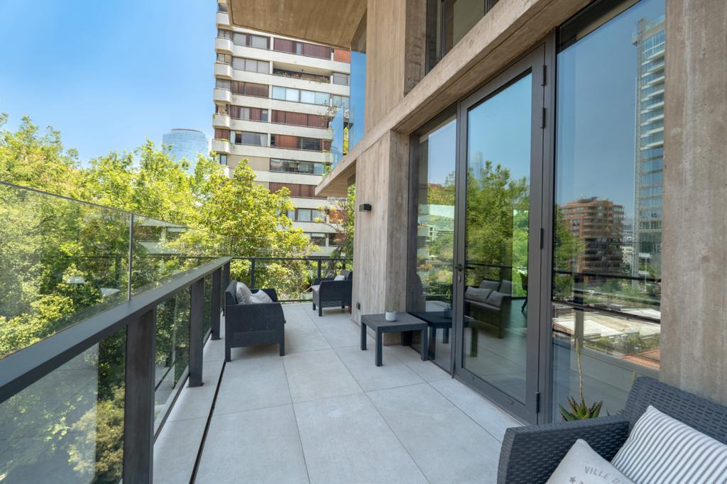 Arriendo Departamento 1D en suite 2B 1E 1B Barrio El Golf - Las Condes