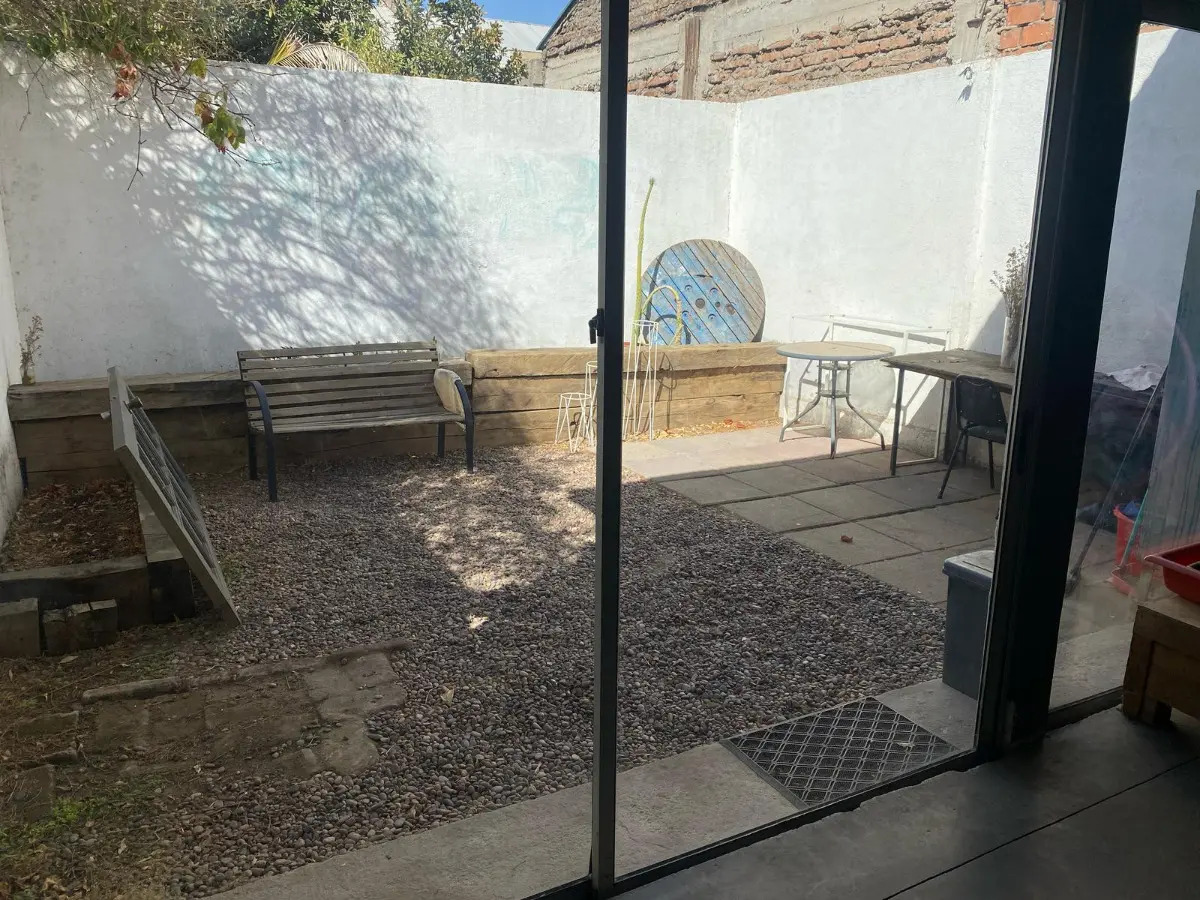 Arriendo Casa 1B 1Bd Barrio Italia - Providencia