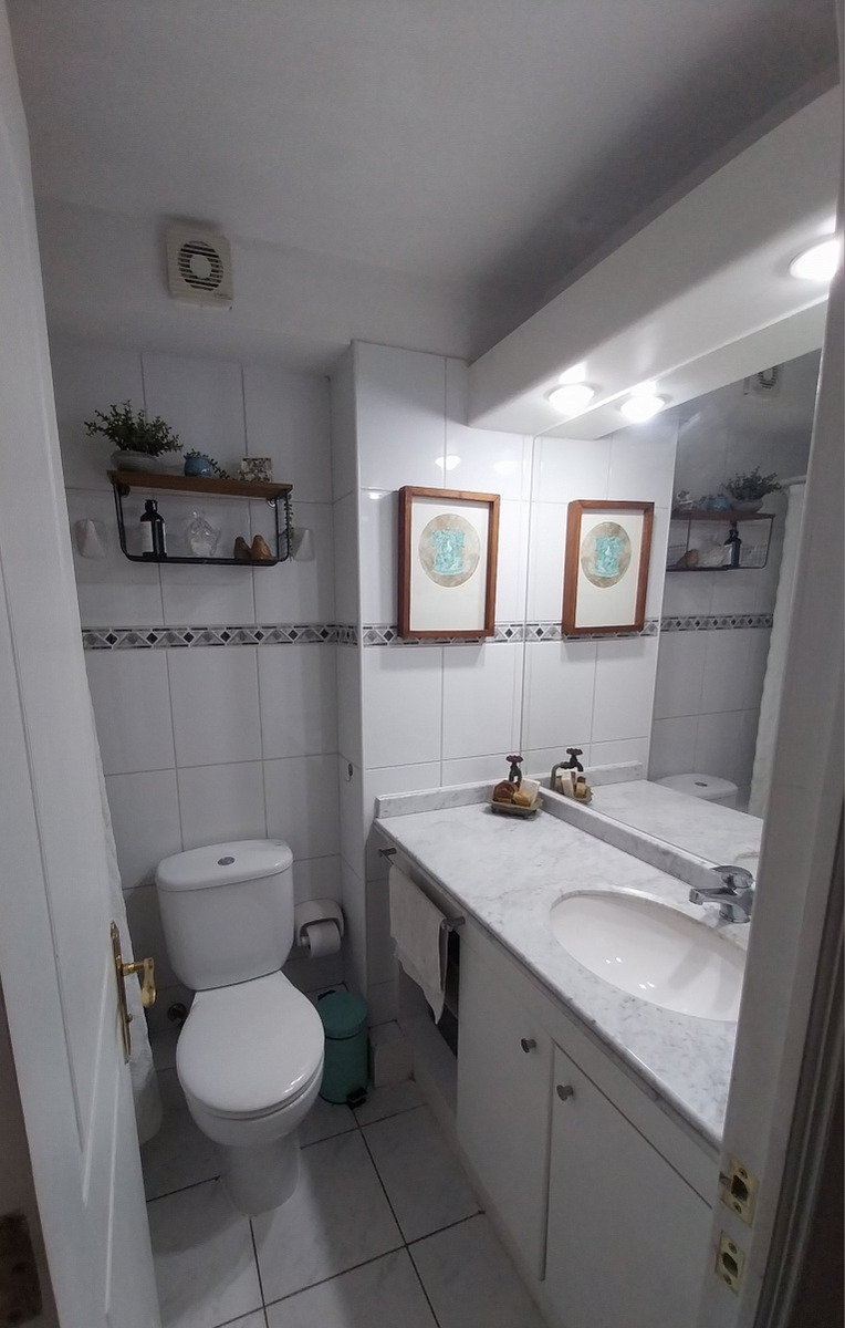 Arriendo Departamento 2D Centro Financiero - Las Condes