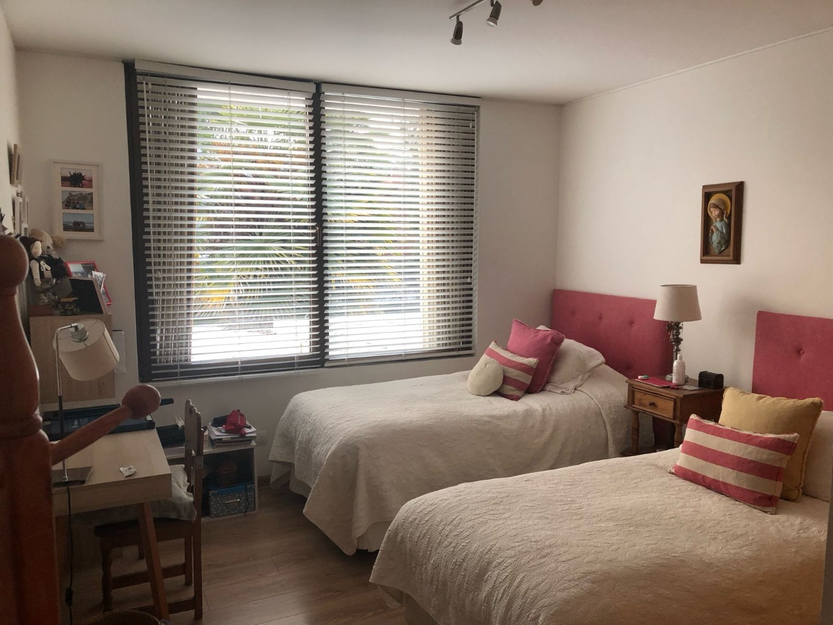 Venta Casa NO 5D 4B 4E 1B Los Trapenses - Lo Barnechea