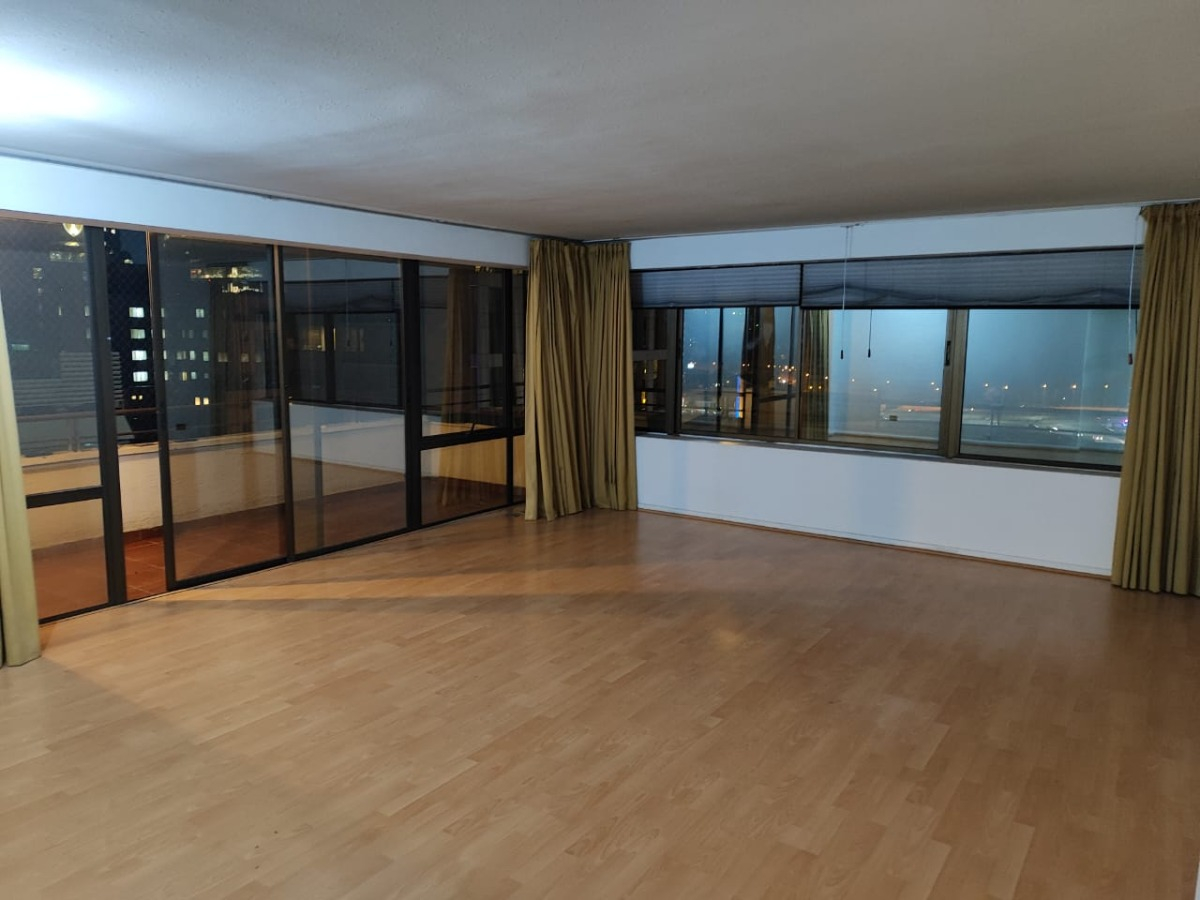 Arriendo Departamento 4D en suite Walk-in cl&oacute;set 4B 1E 1B Centro Financiero - Las Condes