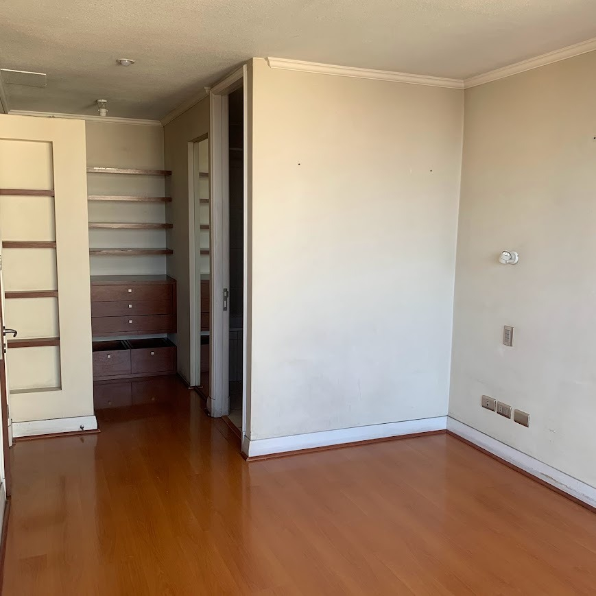 Arriendo Departamento S 1D en suite Walk-in cl&oacute;set 1B 1E 1B Metro Escuela Militar - Las Condes