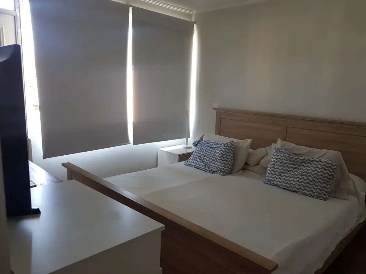 Arriendo Casa 3D 1B 2E 1B Metro Pr&iacute;ncipe de Gales - Country Club - La Reina