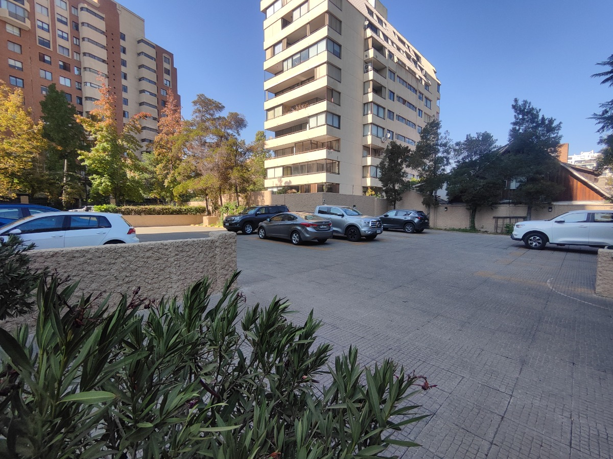 Venta Departamento SO 3D en suite Walk-in cl&oacute;set 2B 1E 1B Vaticano - Las Condes