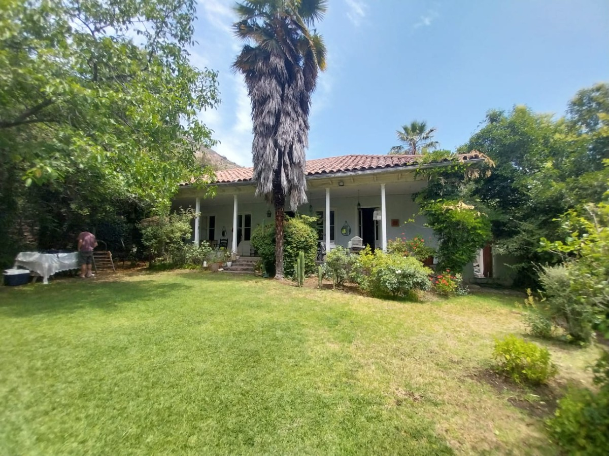 Venta Casa NO 4D en suite 3B 1E El Array&aacute;n - Lo Barnechea