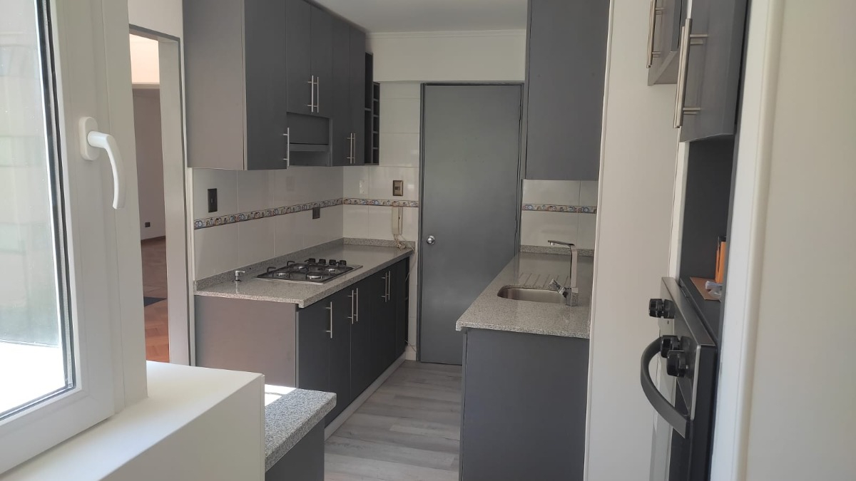 Arriendo Departamento NP 4D 3B 1E Las Lilas - Providencia
