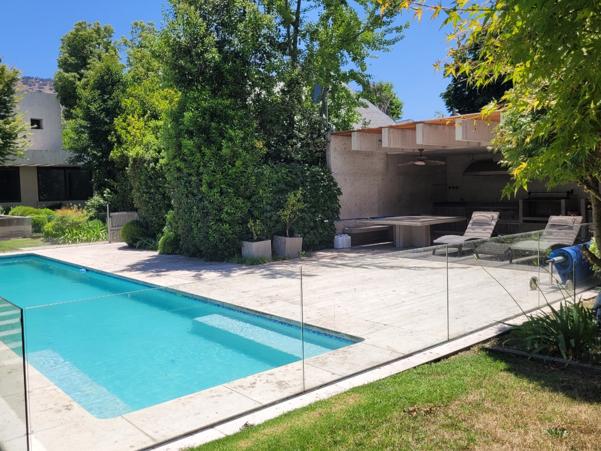 Venta Casa NOSP 6D en suite Walk-in cl&oacute;set 8B 4E 1B Los Trapenses - Lo Barnechea