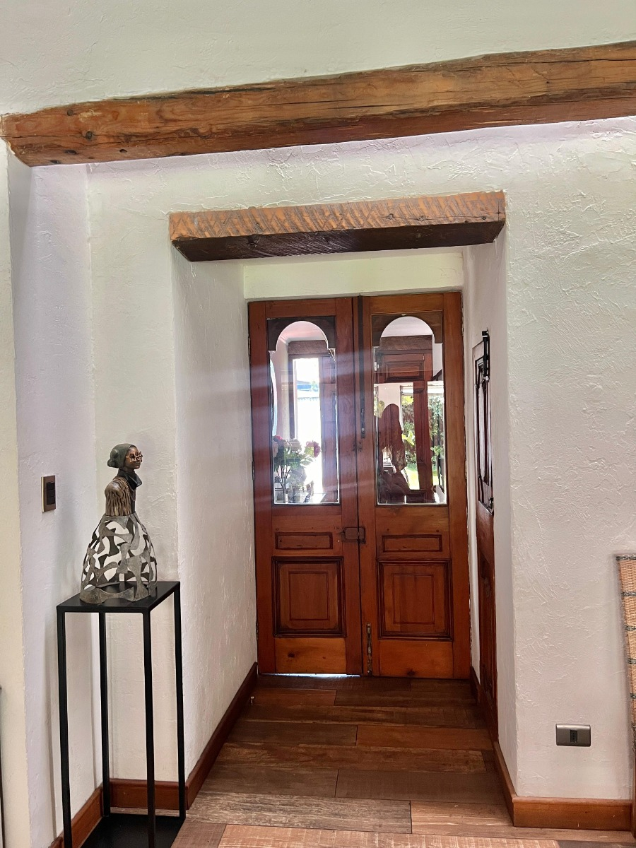 Venta Casa NO 4D en suite 4B 2E 1B Juan XXIII - Vitacura